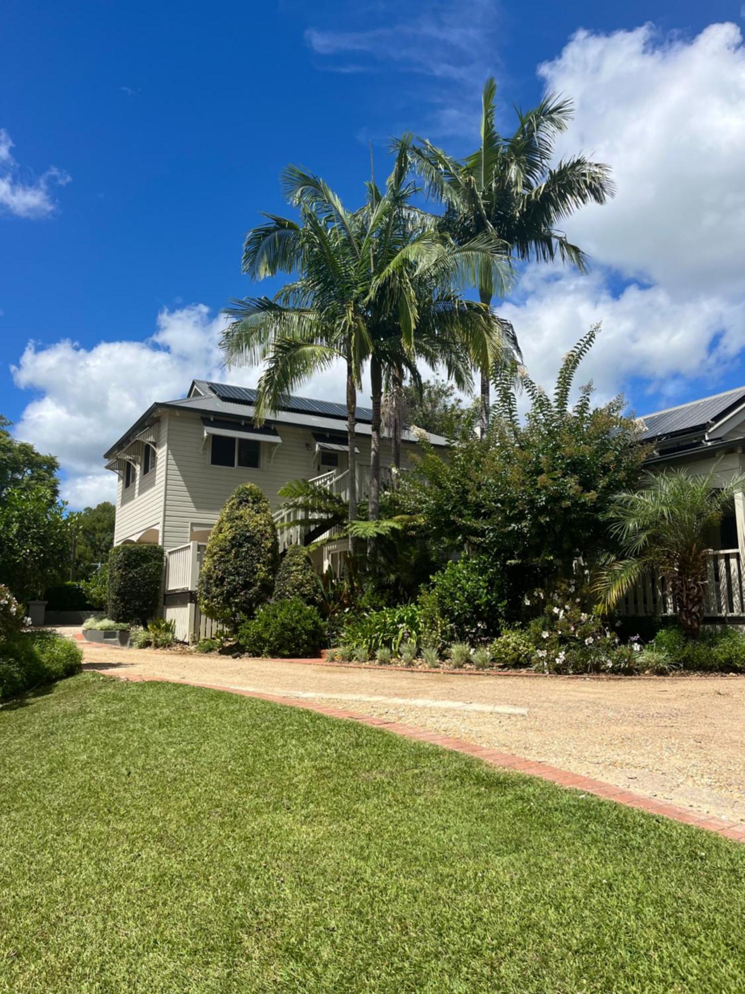 Bangalow Guesthouse Экстерьер фото